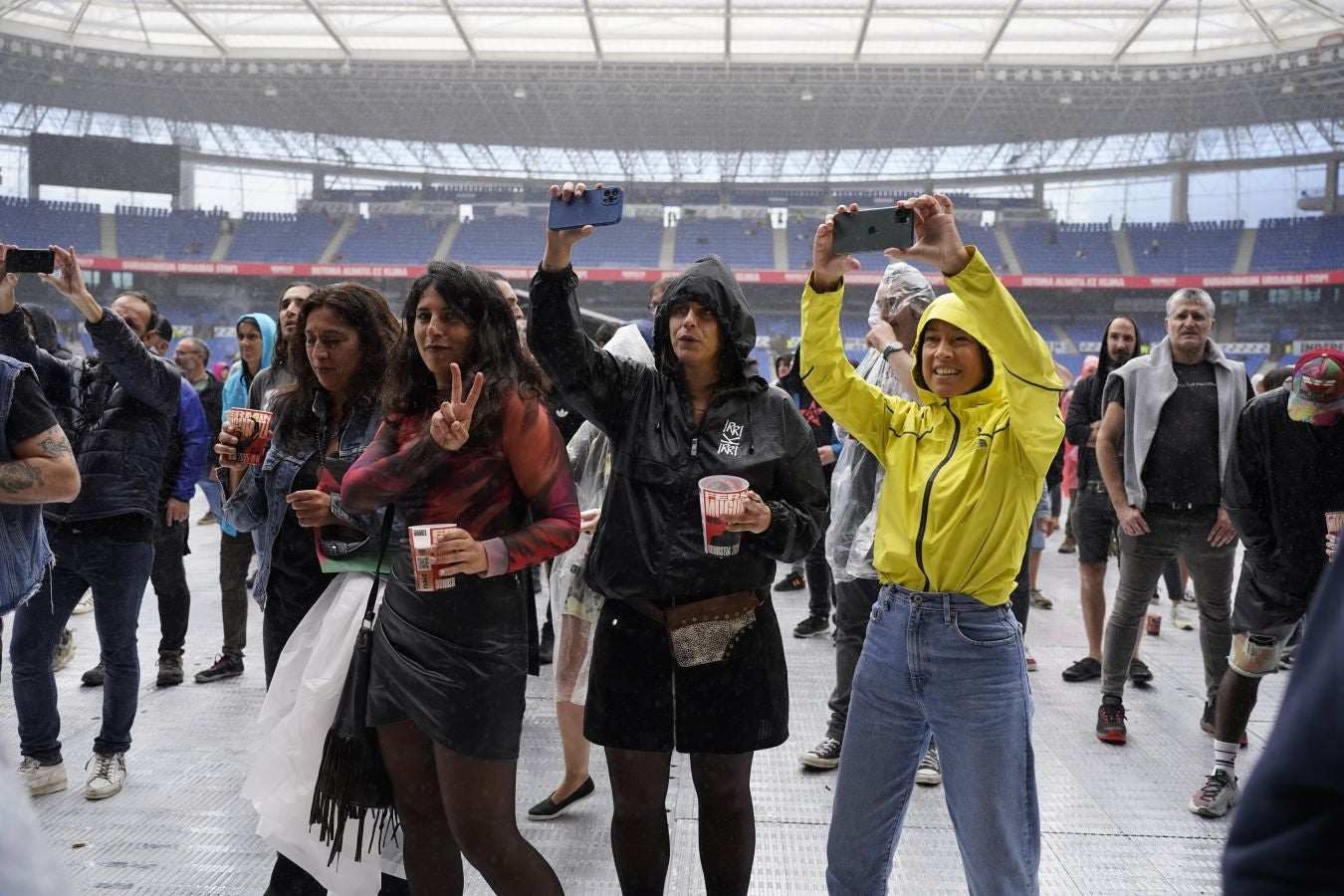 Las imágenes del concierto en Anoeta de Fermin Muguruza