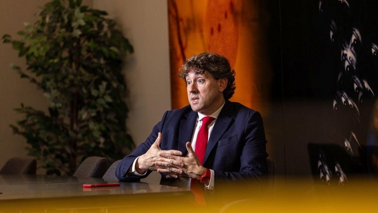Eneko Andueza en un momento de la entrevista.