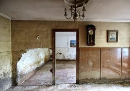 Agua, barro y boquetes: las imágenes del caserío de Iñaki Oria arrasado por la tormenta