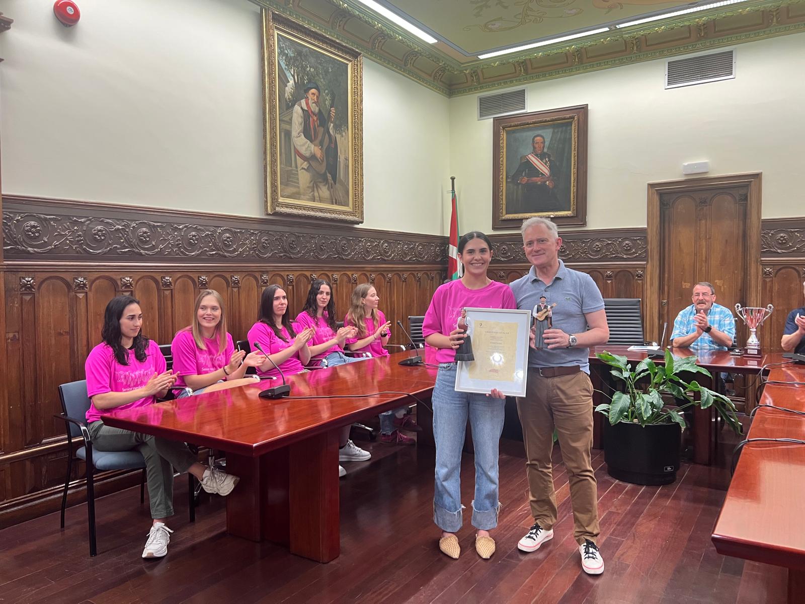Reconocimiento institucional al Goierri Aldapa de baloncesto