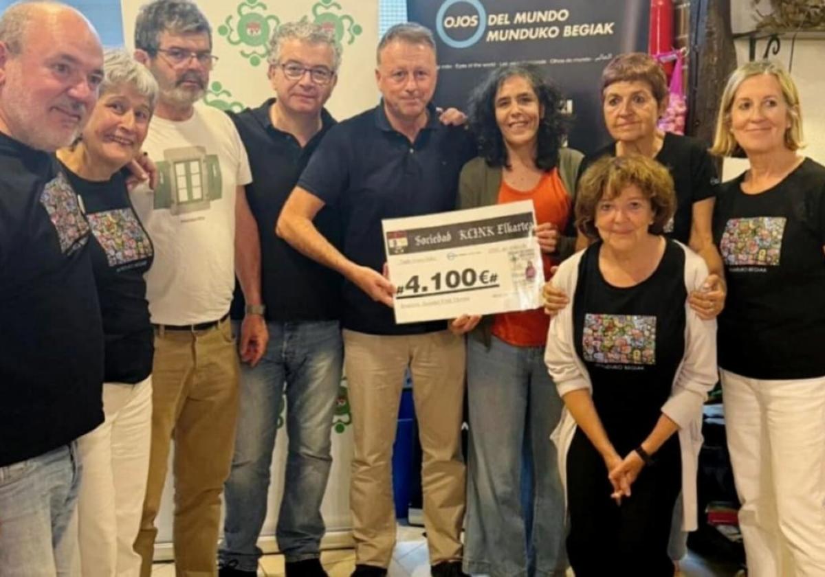 'Munduko begiak' en la sociedad Klink