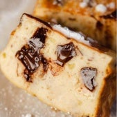 Flan de plátano: un postre rico en proteínas y fácil de elaborar, ideal para deportistas