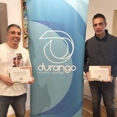 Legorburu eta Egaña euren sariak jaso eta gero.