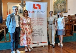 Lander Beloki, Cristina Laborda, Nuria Alzaga y Mar Romo.