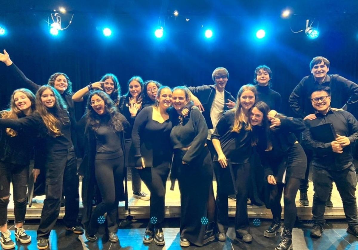 Orfeoi gazte está integrado por 17 voces dirigidas por Nerea Parra.