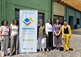 Begoña Beobide, Nerea Etxeberria, Ana Azkoitia, Azahara Dominguez, Miren Otero y Arantxa Larrañaga.
