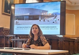 La alcaldesa Laborda explicó el contrato de proyecto básico del IAM que ha licitado el gobierno local.