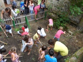 Medio centenar de actividades para pasar el verano junto a la naturaleza en Donostia