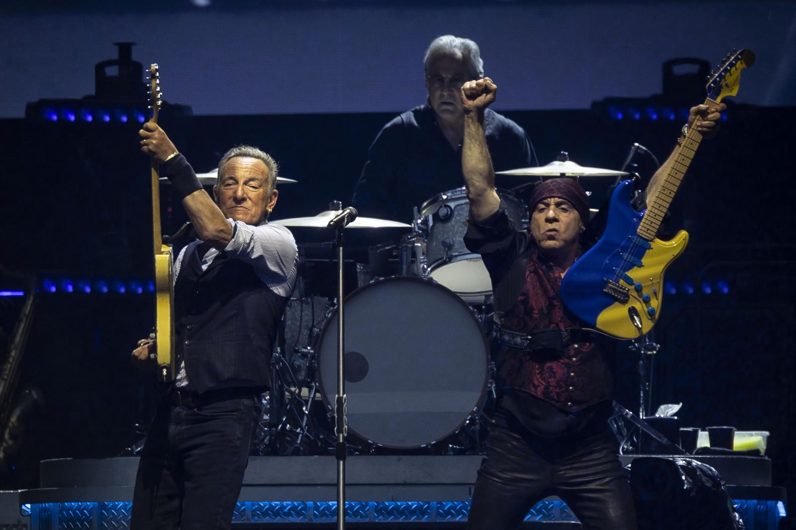 Anoeta se rinde al show de Bruce Springsteen