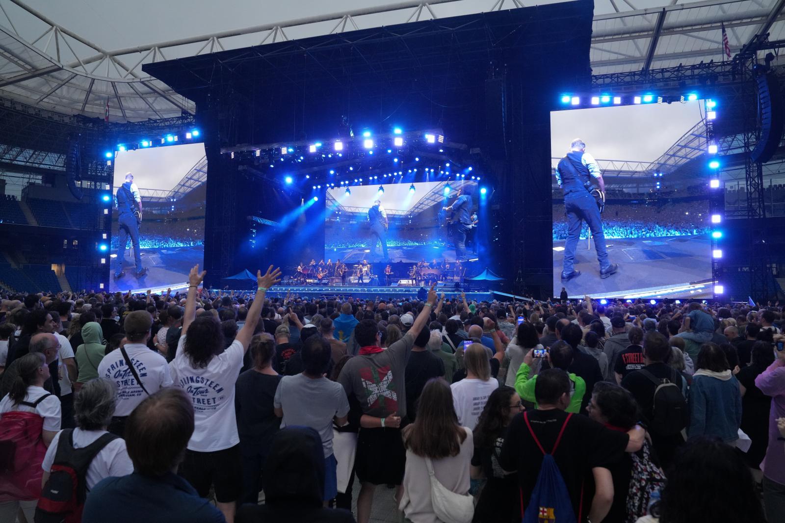 Anoeta se rinde al show de Bruce Springsteen