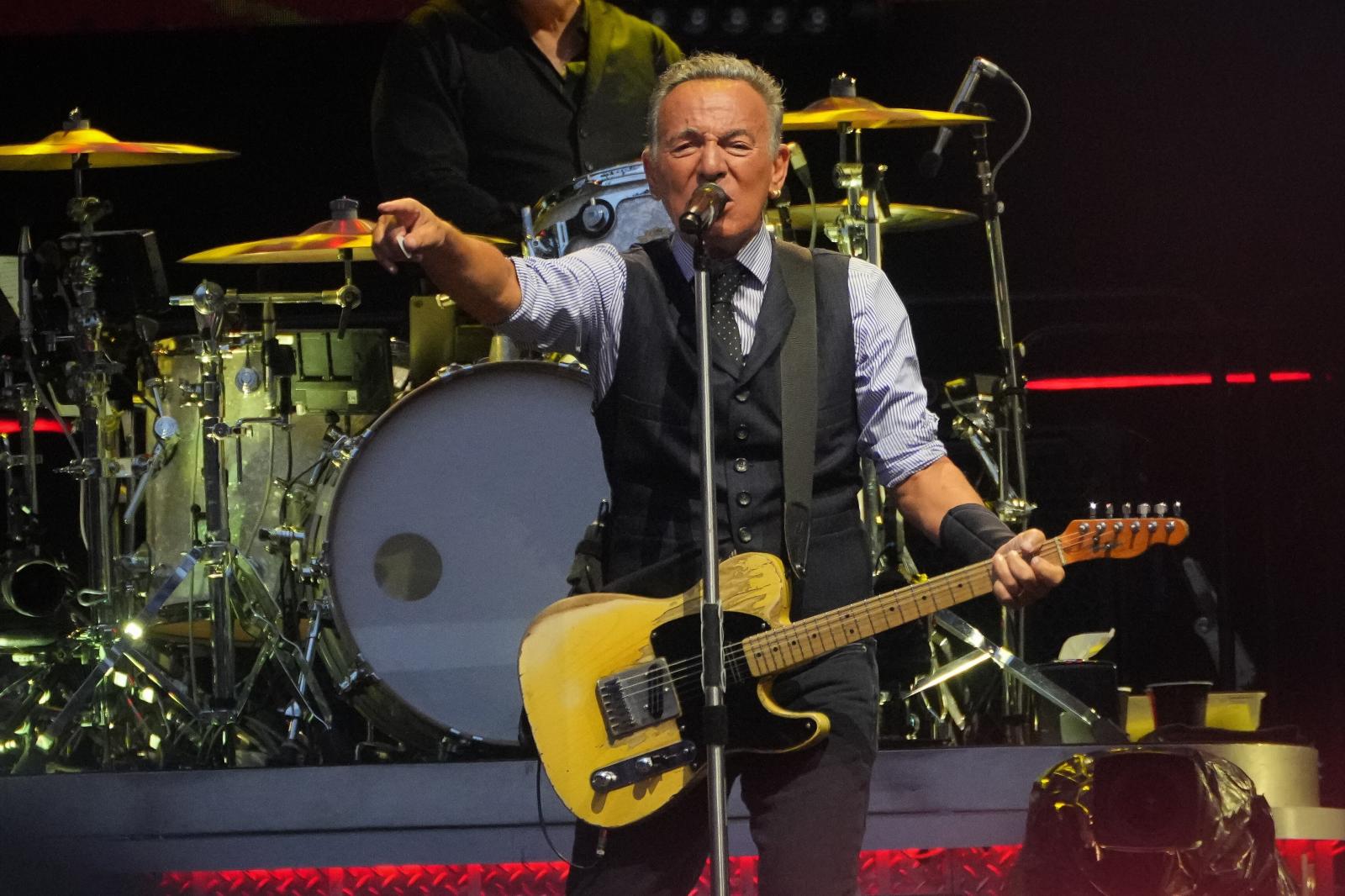 Anoeta se rinde al show de Bruce Springsteen