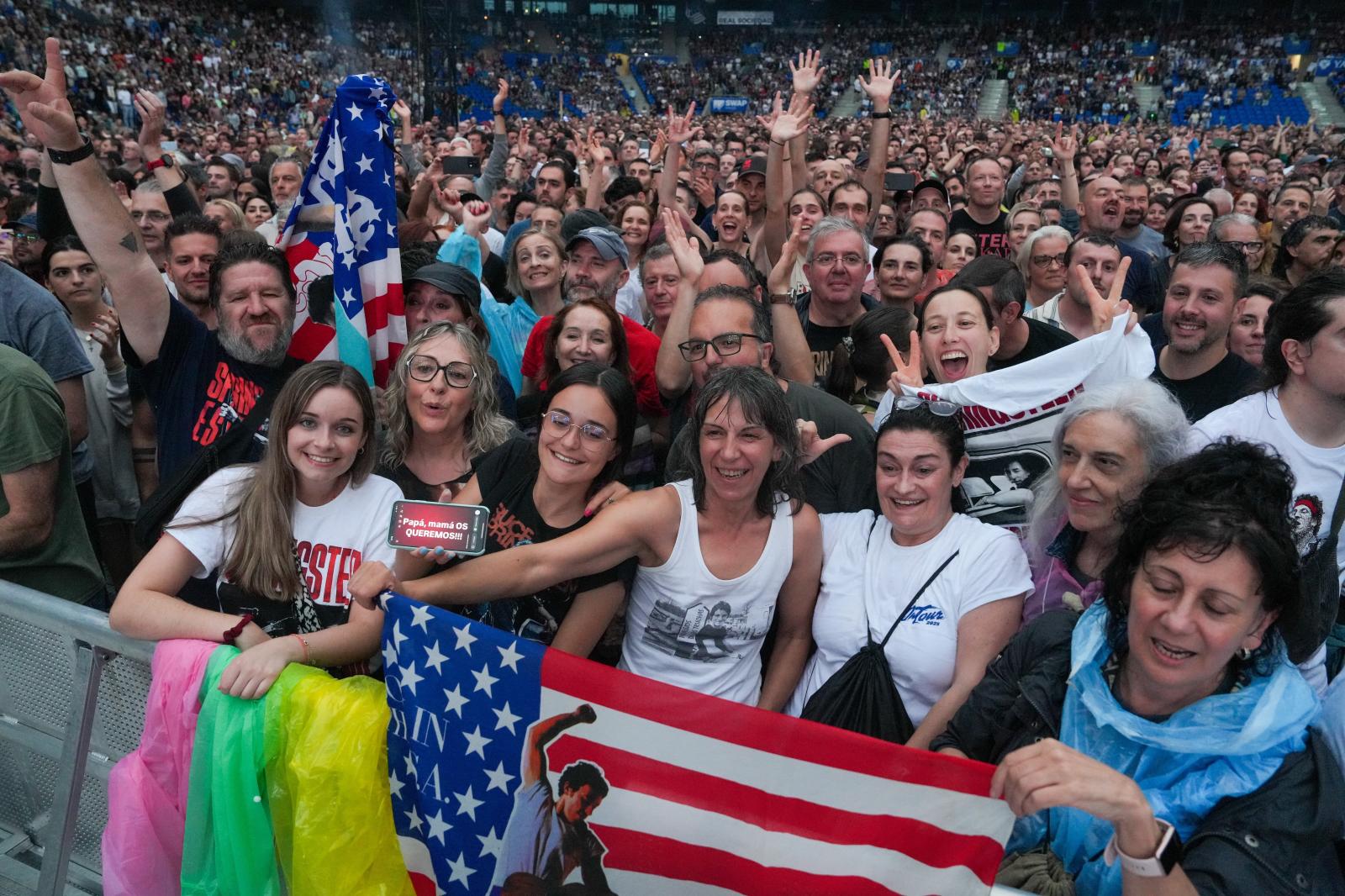 Anoeta se rinde al show de Bruce Springsteen