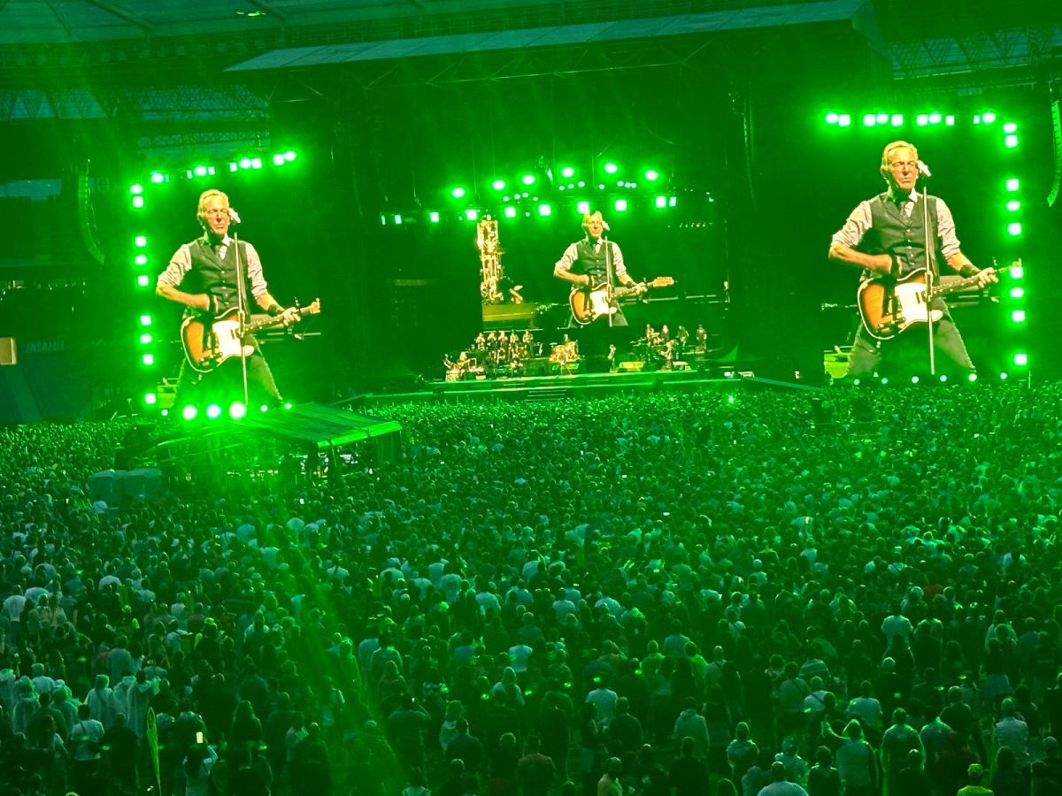 Anoeta se rinde al show de Bruce Springsteen