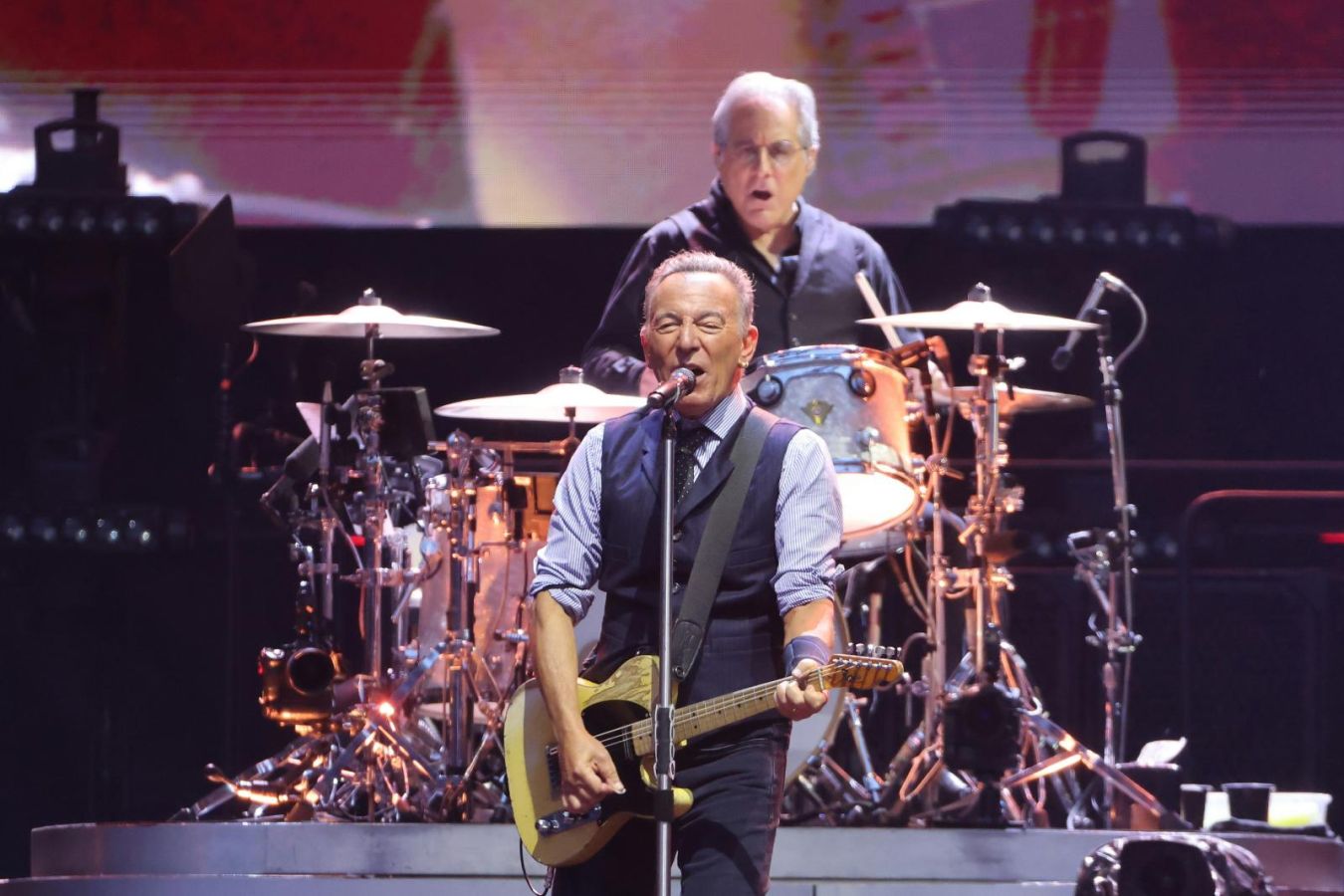 Anoeta se rinde al show de Bruce Springsteen