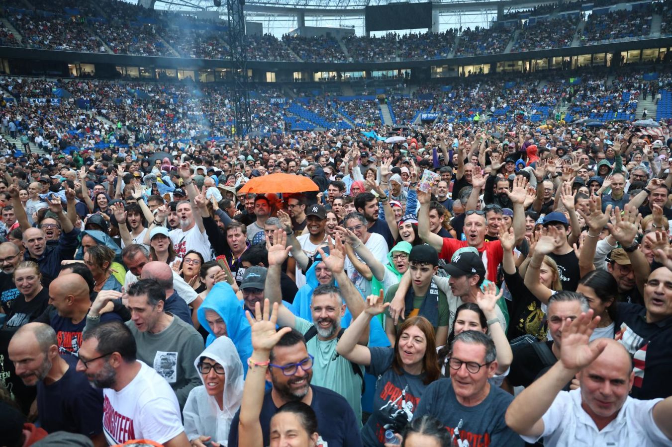 Anoeta se rinde al show de Bruce Springsteen