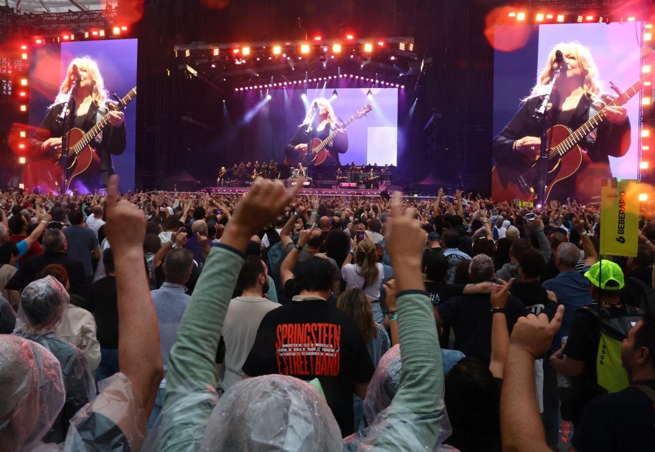 Anoeta se rinde al show de Bruce Springsteen