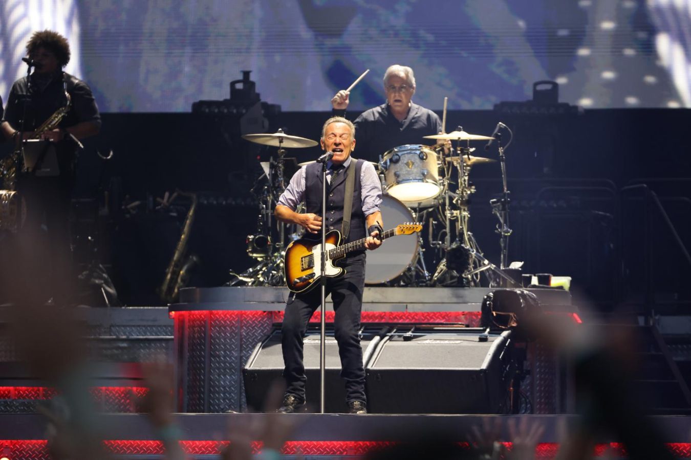 Anoeta se rinde al show de Bruce Springsteen