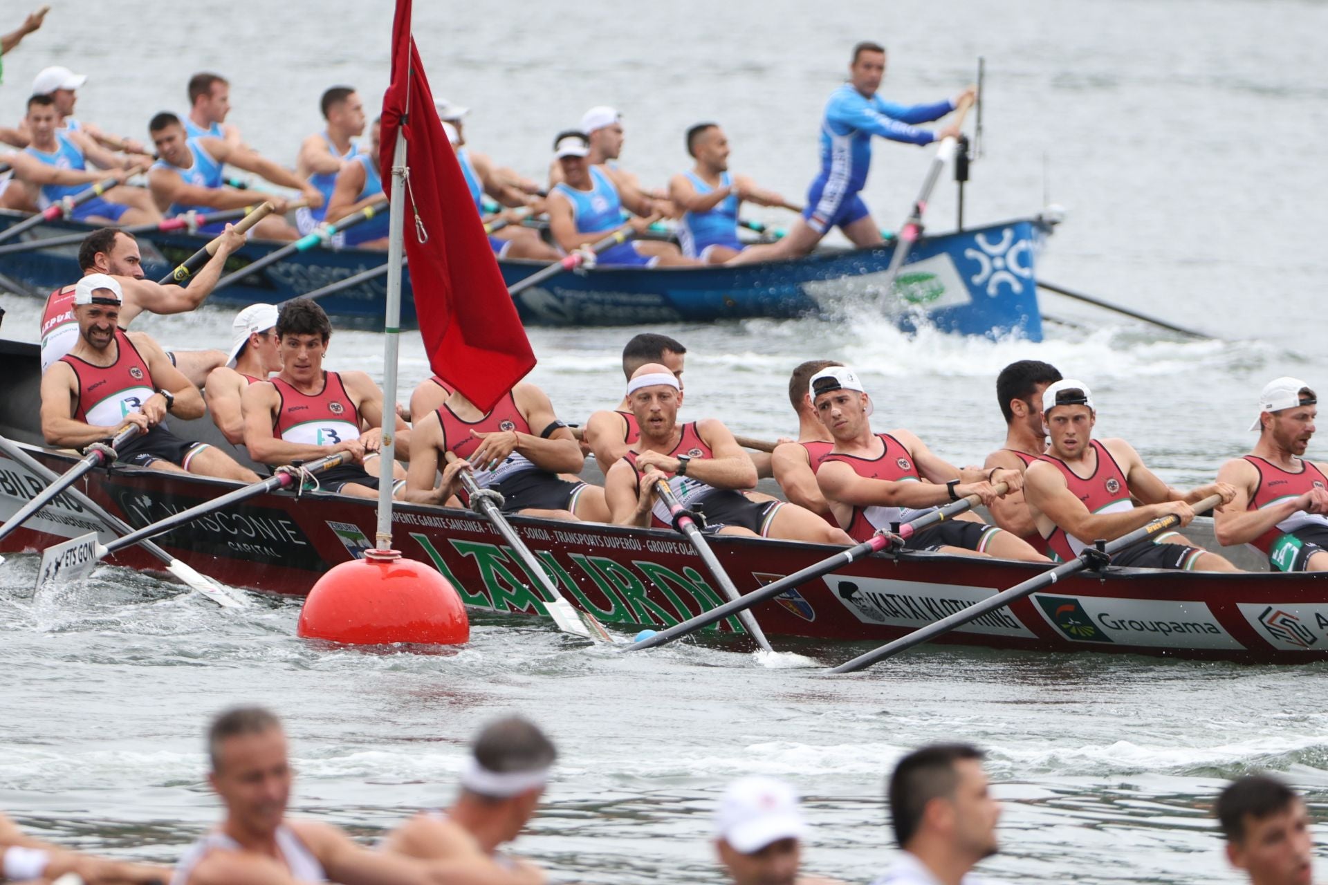 San Pedro vibró con su trainera y vio ganar a la Sotera
