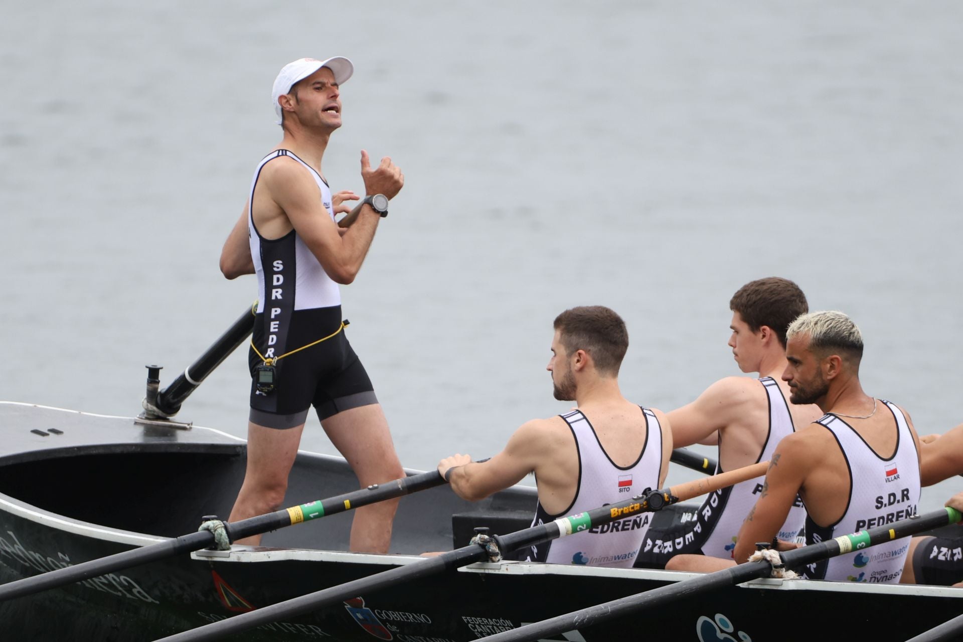 San Pedro vibró con su trainera y vio ganar a la Sotera