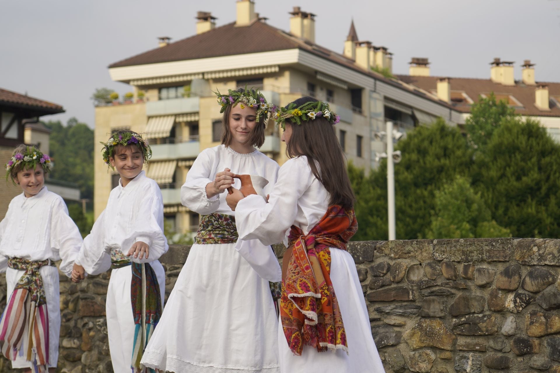 Kantuak, dantzak eta jendetza Igartzan