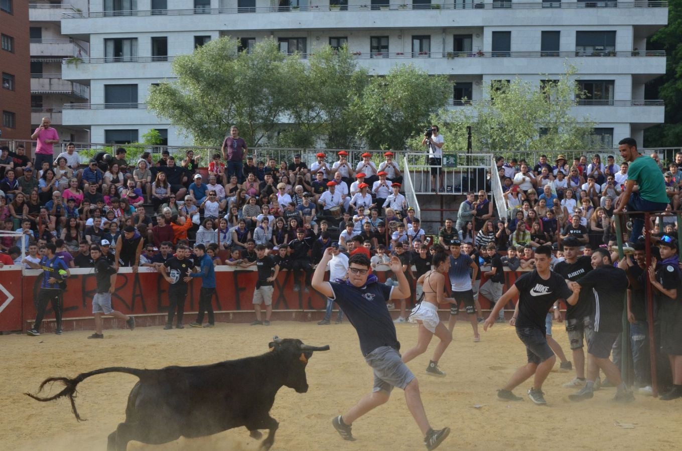 Primer encierro de las fiestas de Arrasate