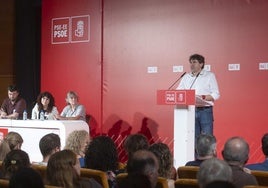 Eneko Andueza, durante su intervención.