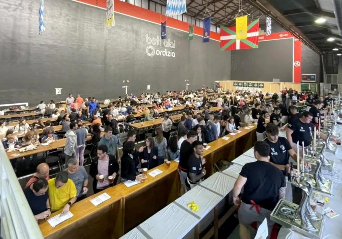 La feria de la cerveza del Ordizia Rugby celebrá este año un cuarto de siglo.