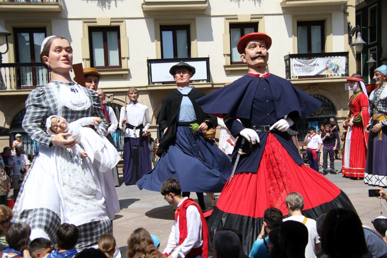 Zarautz ya disfruta de San Pelaio