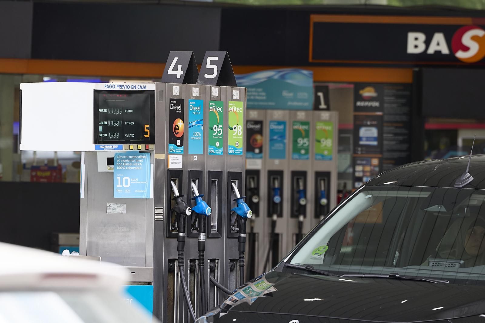 Imagen de una gasolinera.