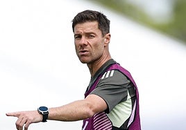 Xabi Alonso, durante un entrenamiento del Real Madrid en Estados Unidos.