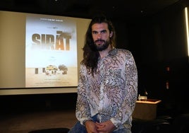 Oliver Laxe en la sala de cine de Tabakalera, donde presentó su película 'Sirat'.