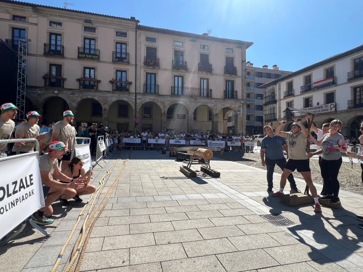 Gran ambiente en las fiestas de Zumarraga