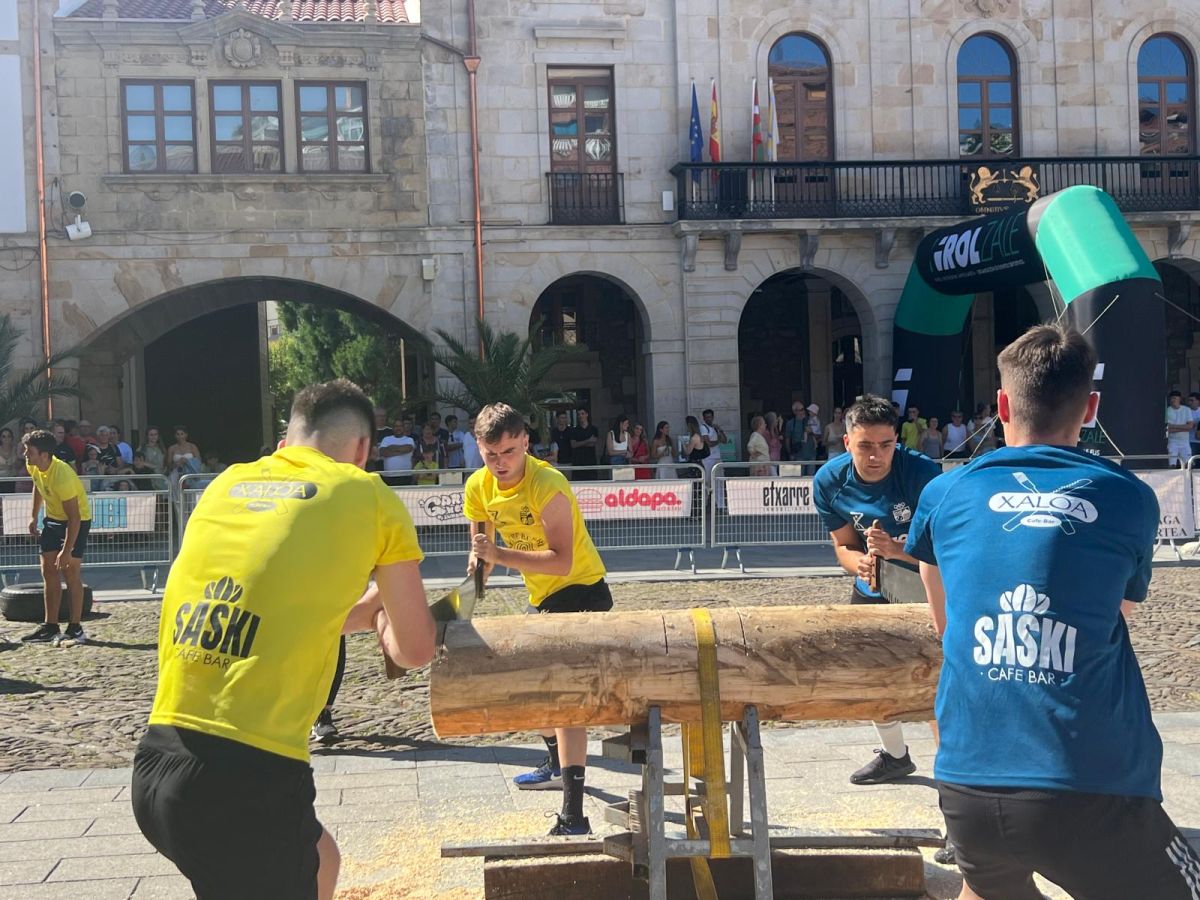 Gran ambiente en las fiestas de Zumarraga