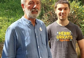 Xixilio Maritxalar eta Ximun Leturia Joxepa Antoni Aranberri Anitzenean.