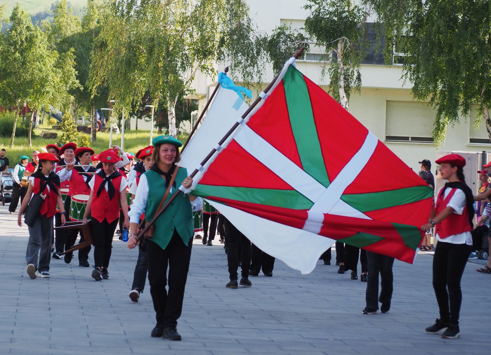 Zumaia disfruta de sus fiestas patronales en honor a San Pedro
