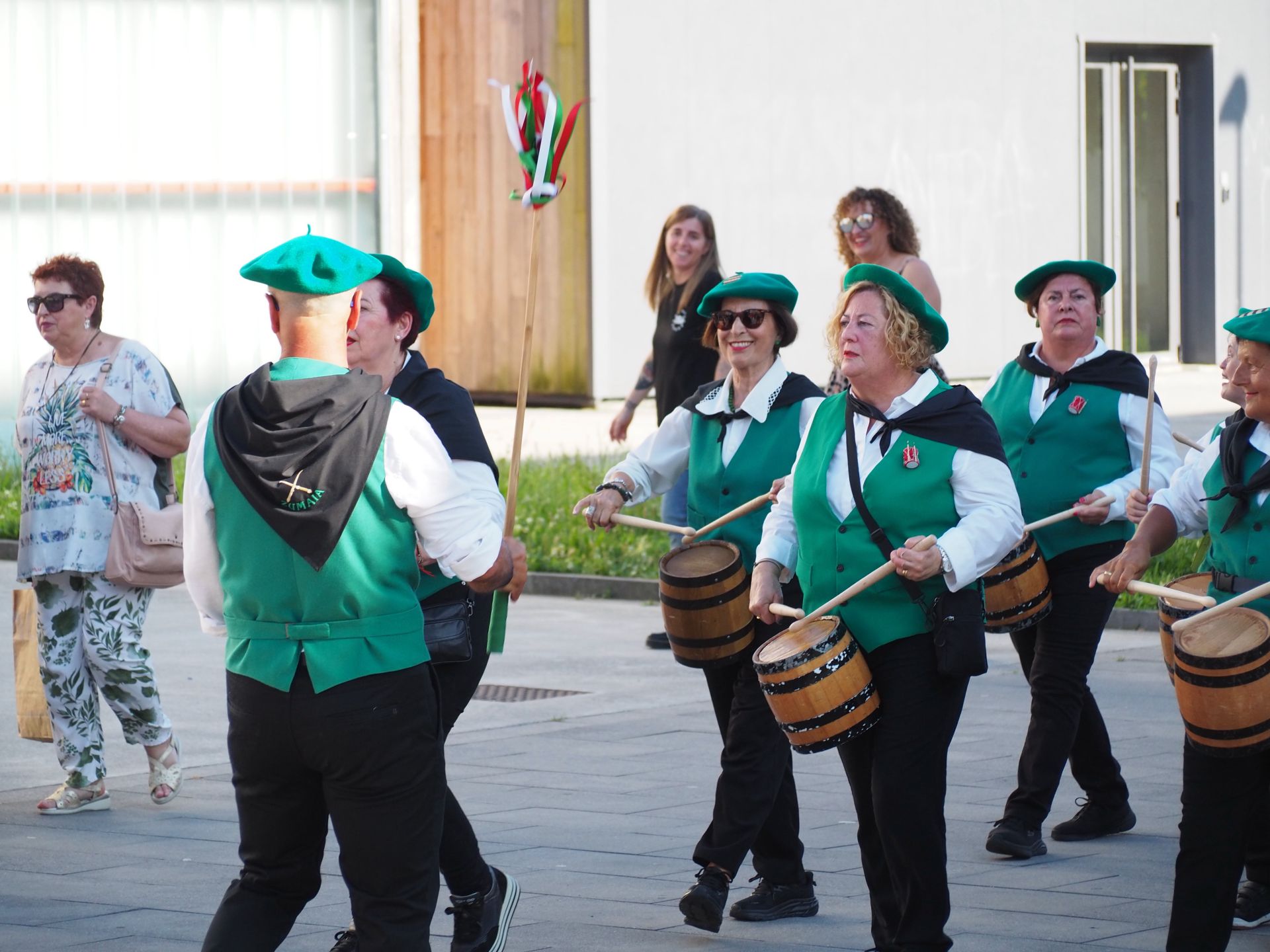 Zumaia disfruta de sus fiestas patronales en honor a San Pedro