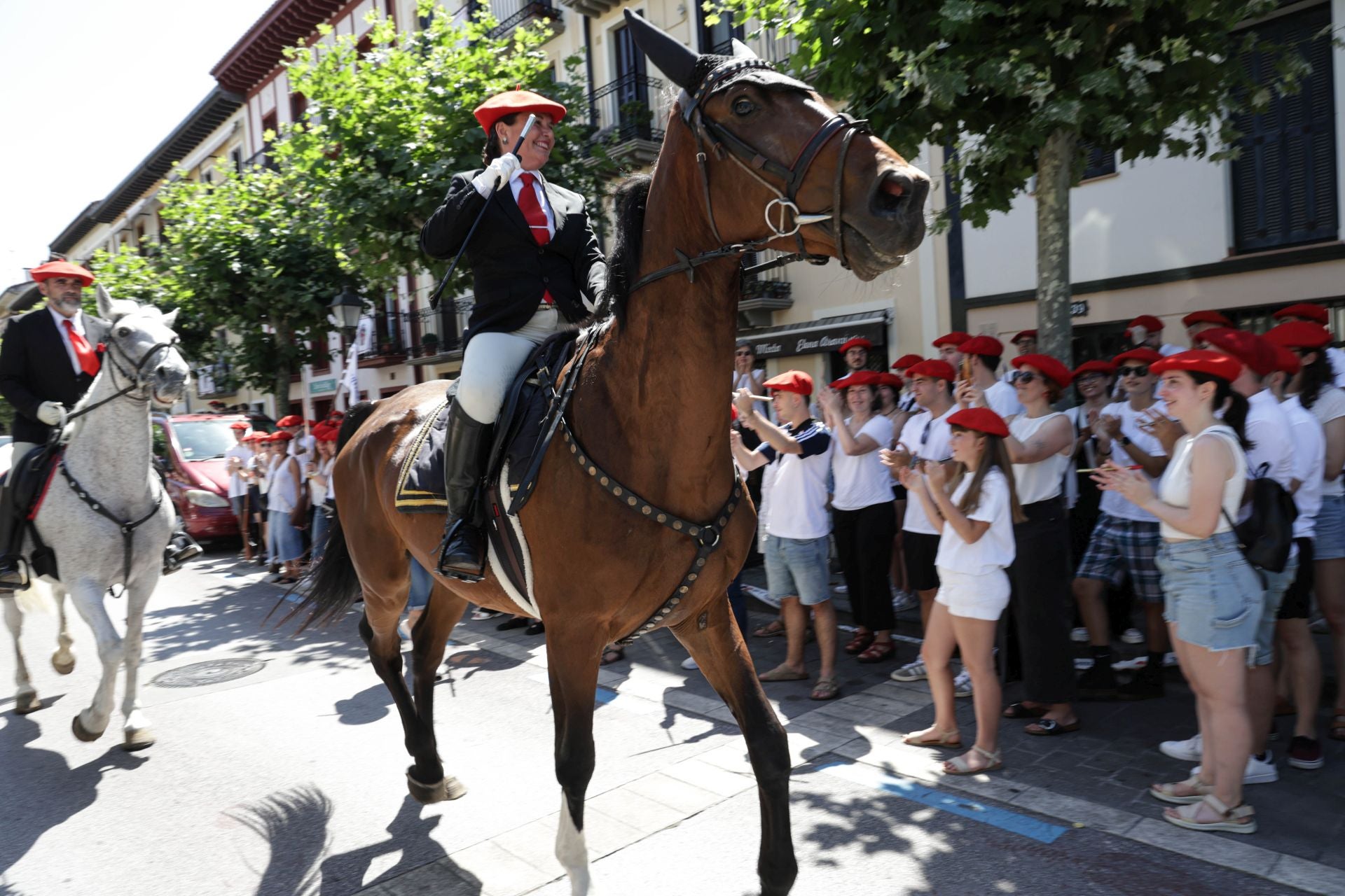 Irun vive una intensa víspera del gran día del año