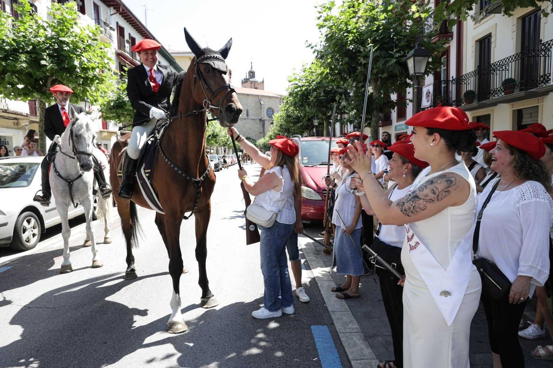 Irun vive una intensa víspera del gran día del año