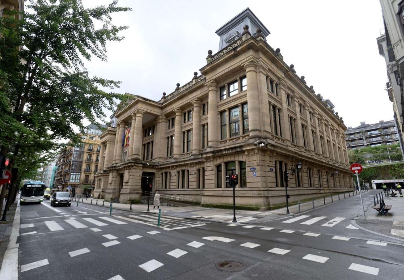 Las partes han alcanzado un acuerdo de conformidad en la Audiencia de Gipuzkoa.