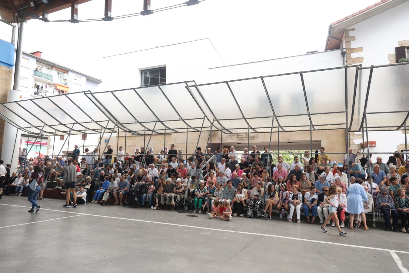 Alegría en Usurbil por Santa Isabel