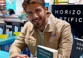 El encuentro de Maxi Iglesias con sus fans este sábado en San Sebastián