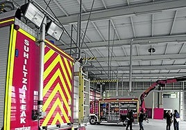 Camiones en el parque de bomberos de Garbera.