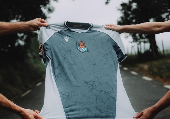 Segunda camiseta de la Real Sociedad para la temporada 25/26