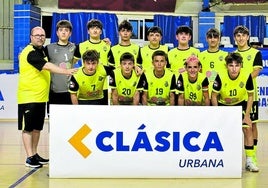 El equipo Eguzki Goxokis Goxua en su desplazamiento a Alzira.