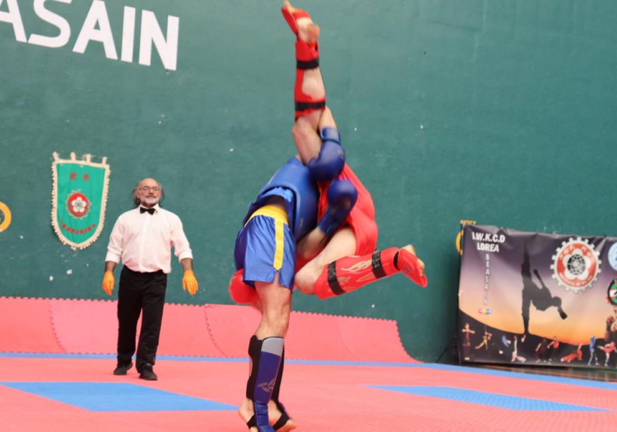 Participantes del campeonato en el Antzizar.
