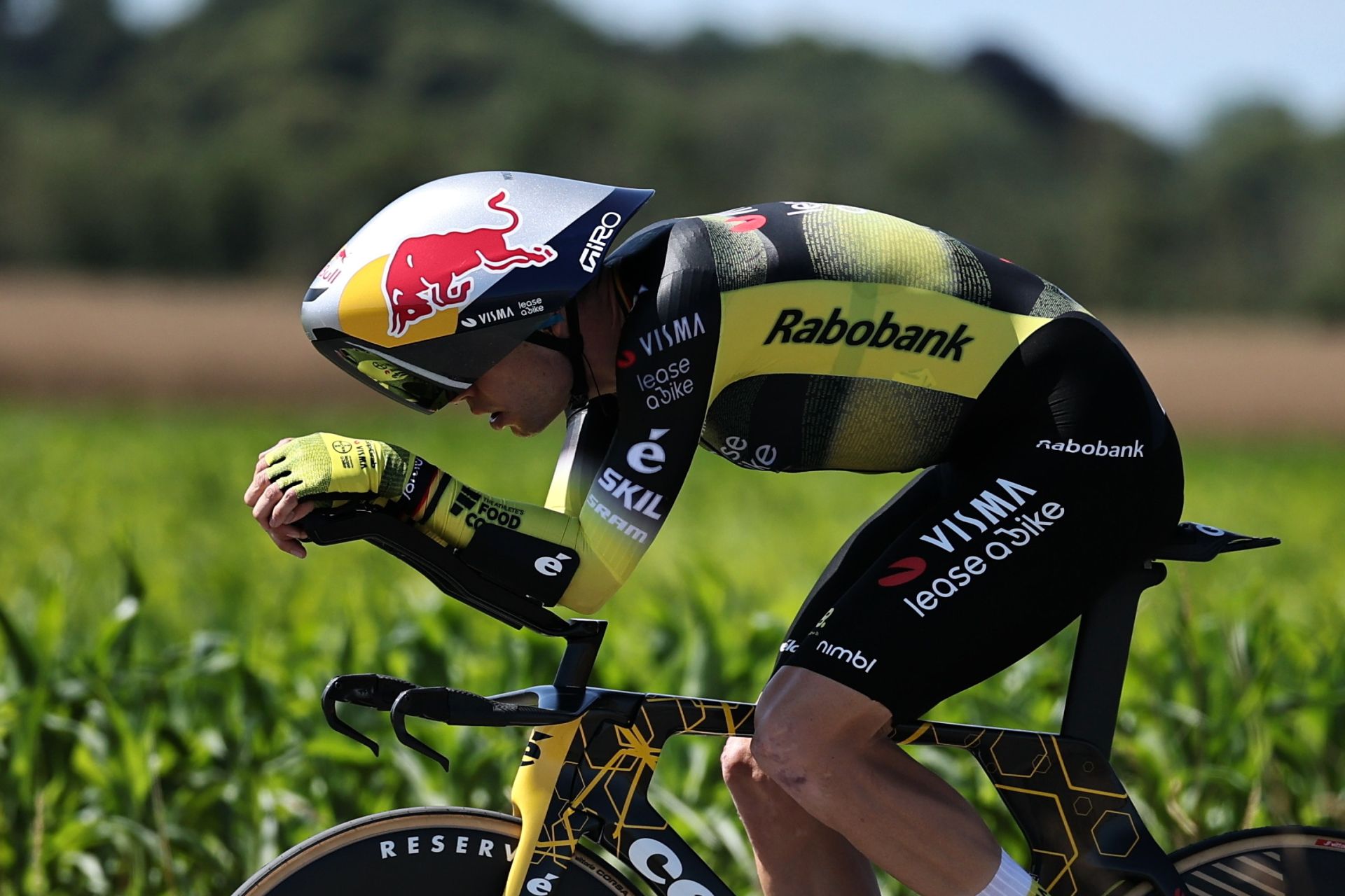 El ciclista belga Wout Van Aert del equipo Visma-Lease a Bike en acción durante la crono.