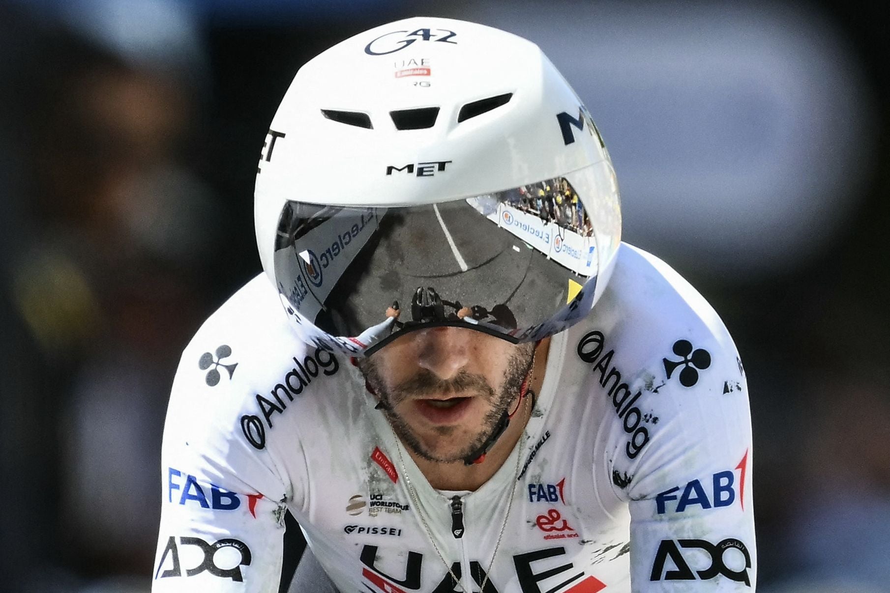 El británico del equipo XRG Adam Yates