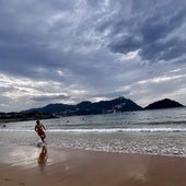 Un atardecer en la bahía de La Concha.