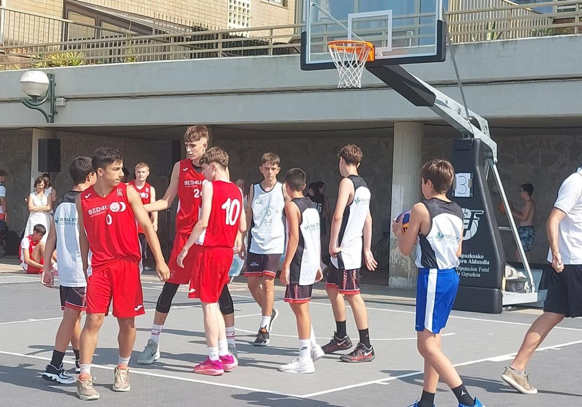 Sigue en el malecón el 3x3 de baloncesto