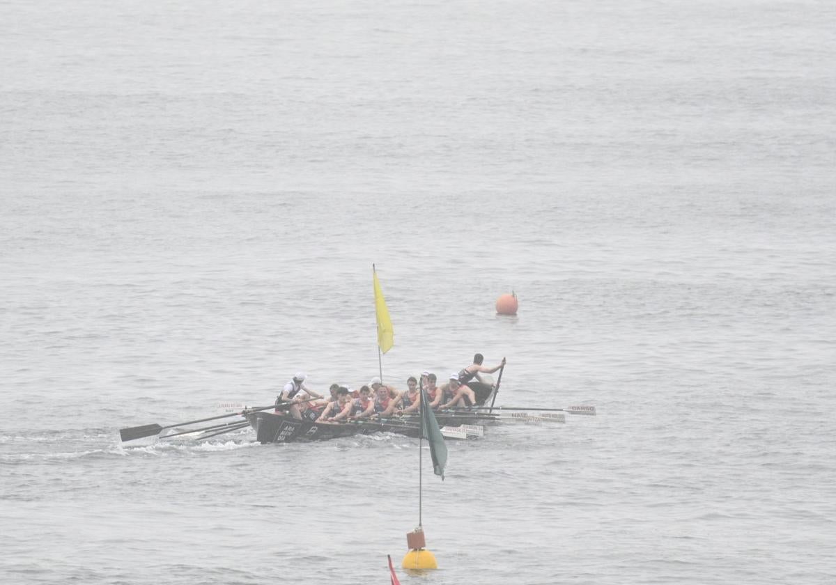 Hibaika se lleva la XVIII Regata Villa de Laredo